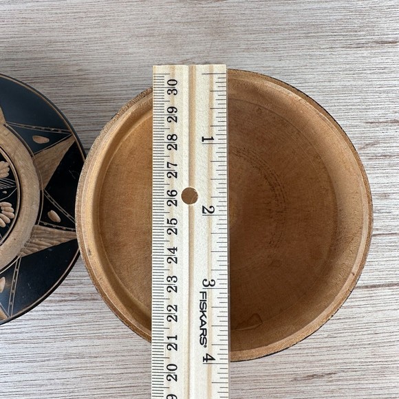 Vintage Carved Wood Round Trinket Box Spice Jar 3.5" H Light & Dark Brown OOAK - Picture 6 of 11